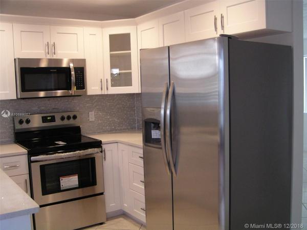 Nicholas Park, 4402 N Mary Cir, Palm Beach Gardens, Florida 33410, image 2