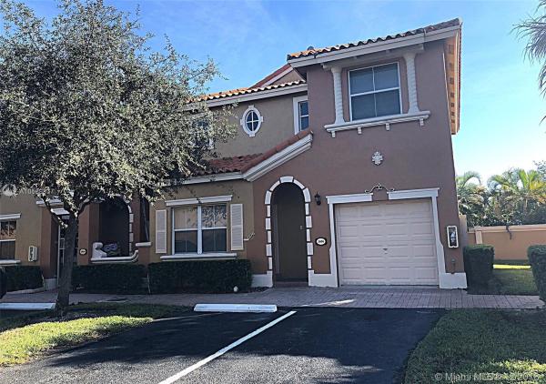 Villa Vizcaya, 13851 NW 84th Ct #2606, Miami Lakes, Florida 33016, image 2