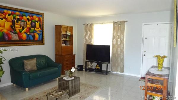 10370 SW 220th St #215, Cutler Bay, Florida 33190, image 2