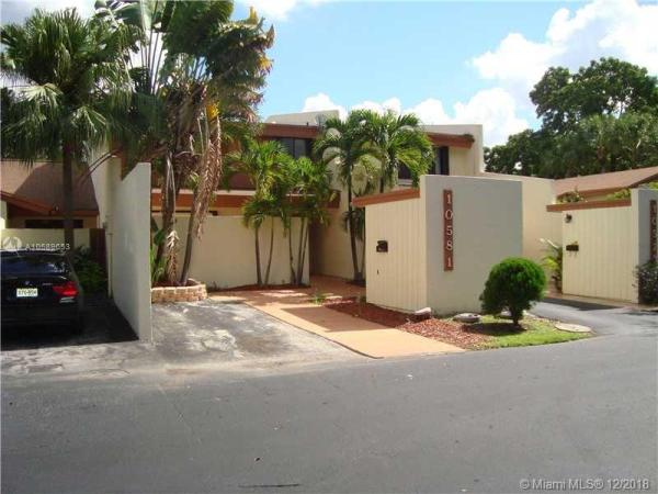 Sunset Kendall Villas, 10581 SW 77th Ter, Kendall, Florida 33173, image 2