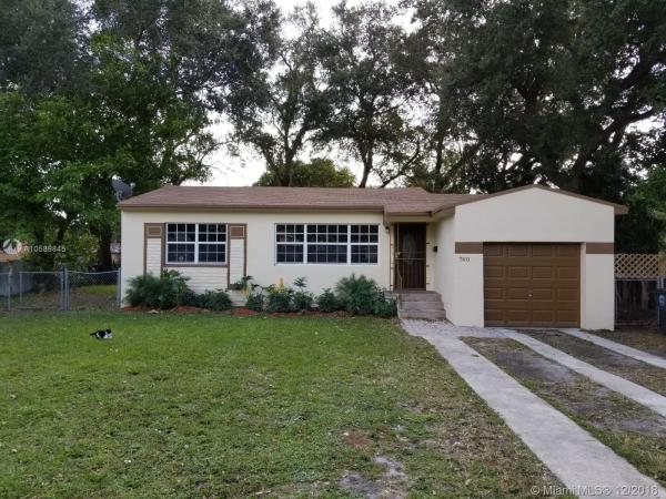 Irons Manor High Pine, 740 NE 138th St, North Miami, Florida 33161, image 2