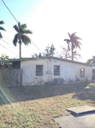 Westwood Lakes Residential, 11275 SW 47th Ter, Westwood Lakes, Florida 33165, image 2