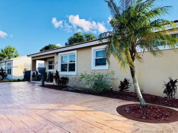 Heritage Homes, 7110 Raleigh St, Hollywood, Florida 33024, image 2