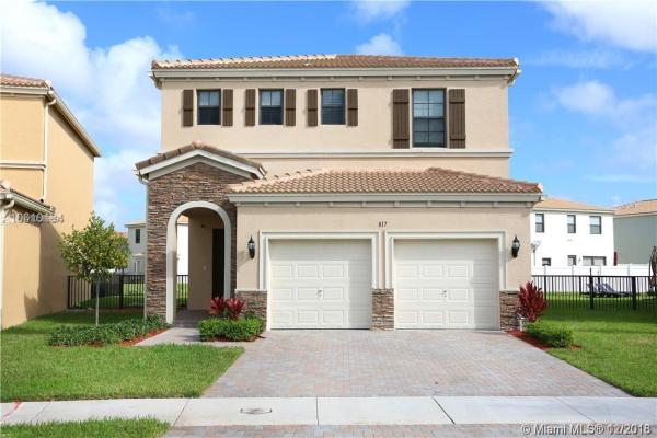 Champion Lakes, 817 NE 191st Ter, Ives Estates, Florida 33179, image 2