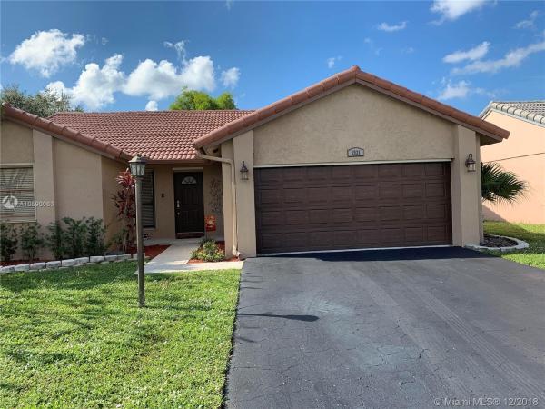 Hawkes Bluff, 5931 Cornwall Ln, Davie, Florida 33331, image 2