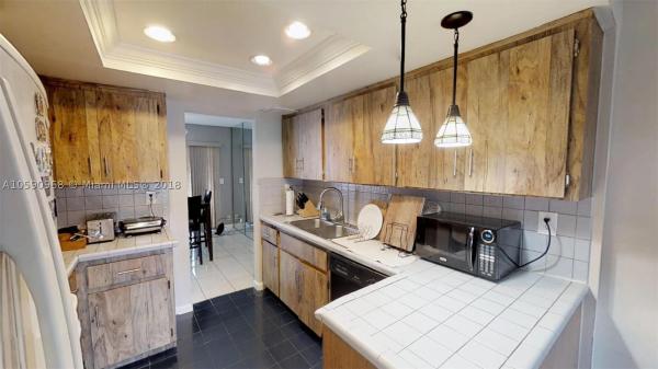 Valencia Village, 47 Toledo Ct #5-31, Davie, Florida 33324, image 1