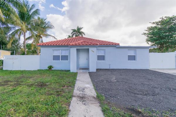 West Silver Crest, 1358 NW 103rd St, Pinewood, Florida 33147, image 2