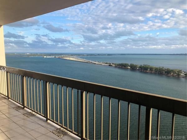 Brickell Bay Club, 2333 Brickell Ave #2802, Miami, Florida 33129, image 2