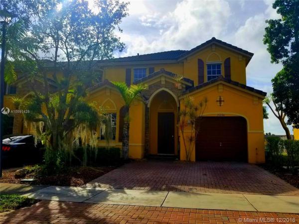 Catalina Isles, 15254 SW 8th Way #15254, Palmetto Estates, Florida 33194, image 2