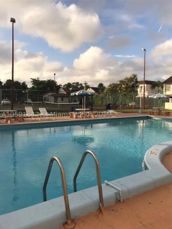 Wind Lake Village, 470 NW 98th Ct #470, Fountainebleau, Florida 33172, image 2