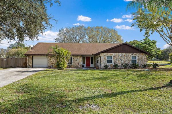 Indian River Estates, 5610 Palmetto Dr, Fort Pierce, Florida 34982, image 2