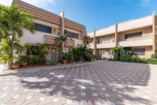 Surfside Villas, 8960 Collins Ave #2, Surfside, Florida 33154, image 2