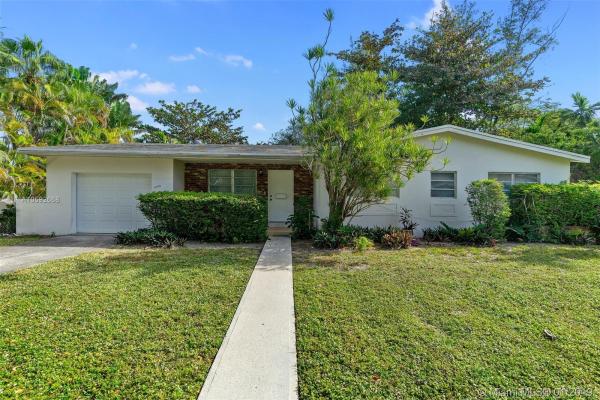 Fairmont, 12105 NE 3rd Ct, North Miami, Florida 33161, image 2