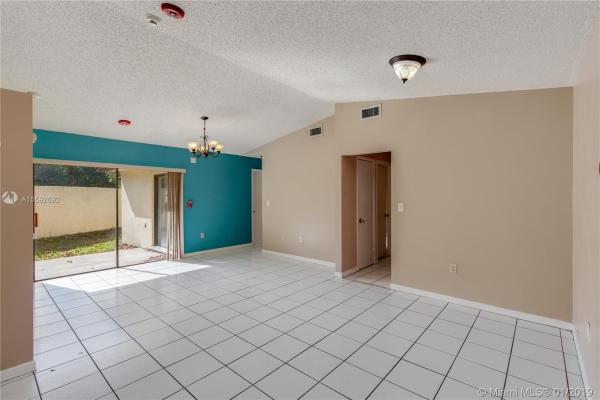 Sunset Woods, 11346 SW 75th Ter, Kendall, Florida 33173, image 2