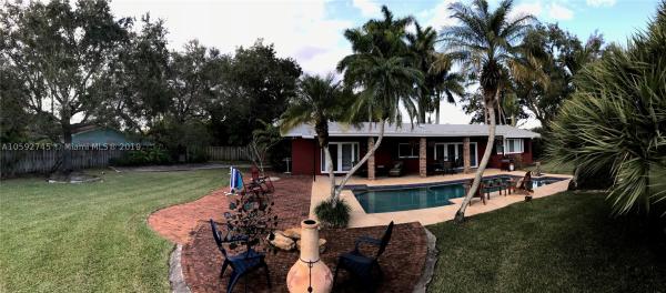 Pine Shore, 11440 SW 131st St, Three Lakes, Florida 33176, image 2