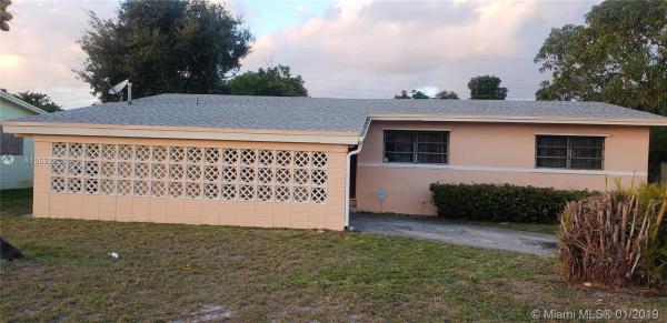 Scott Lake Manor, 1011 NW 181st St, Miami Gardens, Florida 33169, image 2