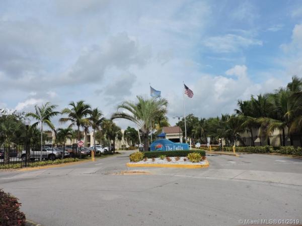 Residences At The Falls, 13860 SW 90th Ave #202-KK, Kendall, Florida 33176, image 2