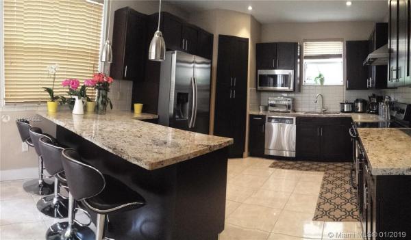 A B At Tamiami Trail, 15313 SW 24th St #15313, University Park, Florida 33185, image 2