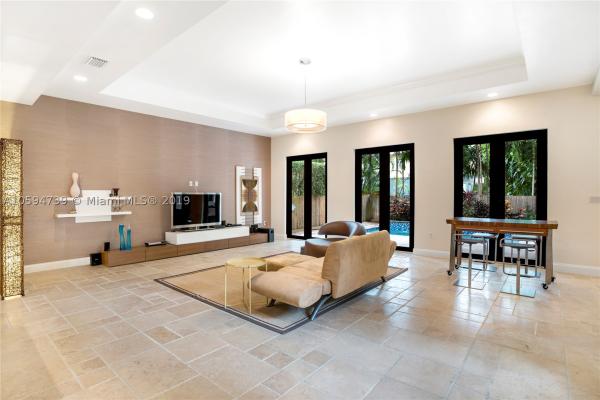 Sunshine Vistas, 3621 S Le Jeune Rd, Miami, Florida 33146, image 2