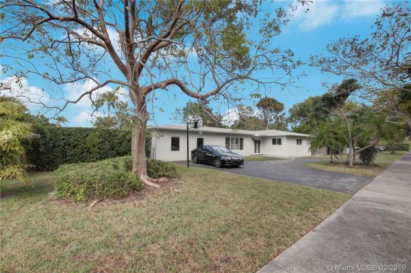Leewood Estates, 10241 SW 121st St, Kendall, Florida 33176, image 2