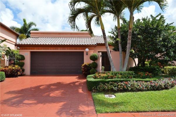 Villa Flora At Boca Pointe, 6388 Via Rosa, Boca Raton, Florida 33433, image 2
