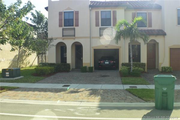 Venetian Parc, 17403 SW 153rd Path #17403, Richmond West, Florida 33187, image 2
