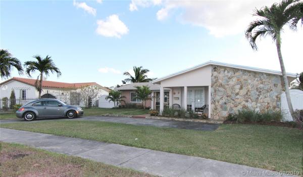 Southern Estates, 3332 Village Green Dr, Tamiami, Florida 33175, image 2