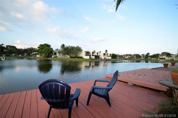 Sunset Park Lake Villas, 10473 SW 78th St, Kendall, Florida 33173, image 2