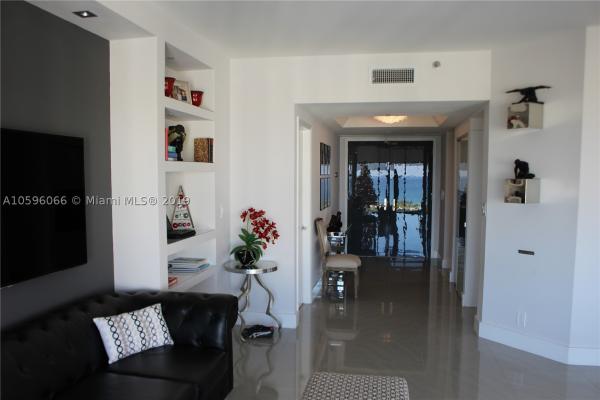 Hamptons West, 20281 E Country Club Dr #1902, Aventura, Florida 33180, image 3
