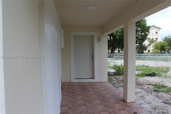 Fischer, 18887 NW 35th Ave NEW, Miami Gardens, Florida 33056, image 3