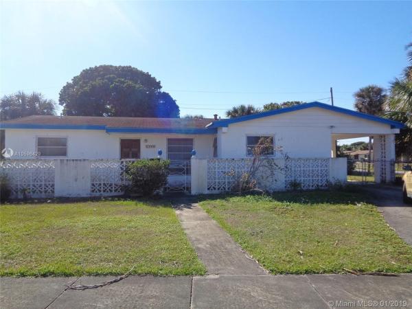 Bell Gardens, 2340 NW 196th St, Miami Gardens, Florida 33056, image 2