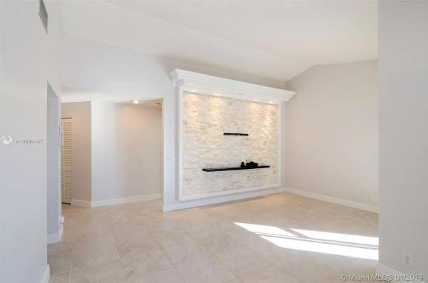 Villa Homes At The Moors, 17053 NW 60th PL, Country Club, Florida 33015, image 2