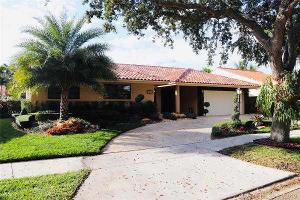 Royal Oaks, 16826 NW 83rd Ct, Miami Lakes, Florida 33016, image 2