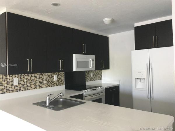 Keystone Bay, 2620 NE 135th St #330, North Miami, Florida 33181, image 2
