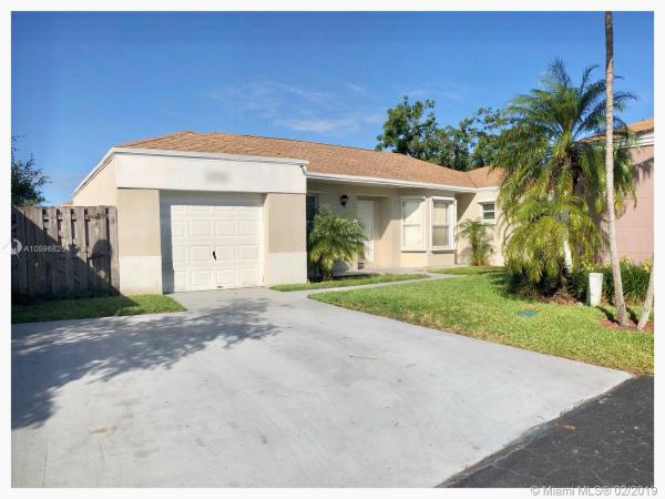 Catalina, 9781 SW 221st St, Cutler Bay, Florida 33190, image 2