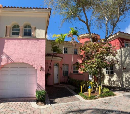 Aventura Bay Townhomes, 18390 NE 30th Ave, Aventura, Florida 33160, image 2