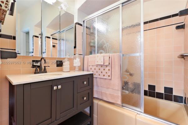 Granada, 1604 Granada Blvd., Coral Gables, Florida 33134, image 1