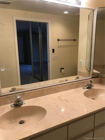 Village At Lake Pine, 11885 SW 12th Pl, Davie, Florida 33325, image 2