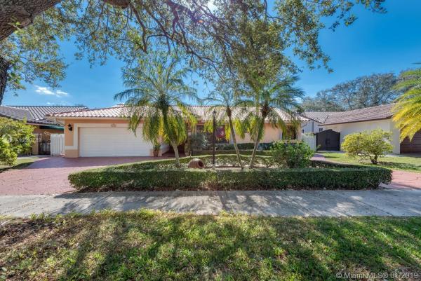 Royal Oaks, 8360 NW 167th Ter, Miami Lakes, Florida 33016, image 2