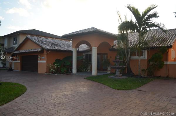 Lake Elizabeth, 14352 Ardoch Pl, Miami Lakes, Florida 33016, image 2