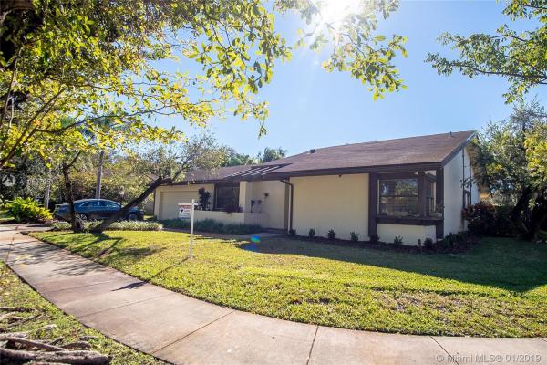 Sabal Chase, 11410 SW 104th St, Kendall, Florida 33176, image 2