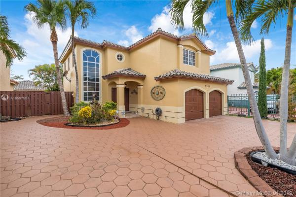 Highlands At Kendall, 9382 SW 155th Ave, The Hammocks, Florida 33196, image 2