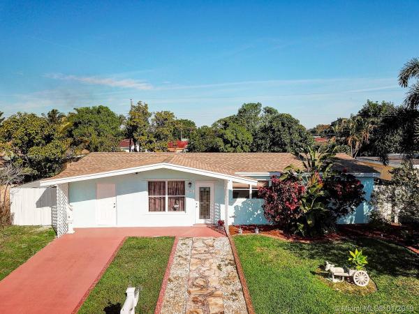 Heritage Homes, 7141 Coolidge St, Hollywood, Florida 33024, image 2