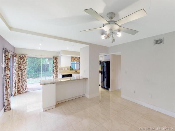 Meadow Homes, 5000 SW 154th Pl, Kendall West, Florida 33185, image 2