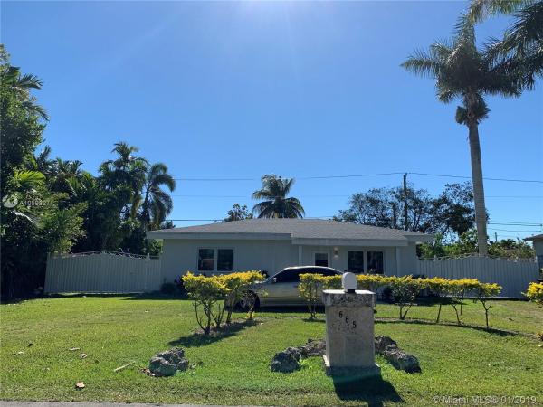Friedland Manor, 665 SW 5th St, Florida City, Florida 33034, image 2