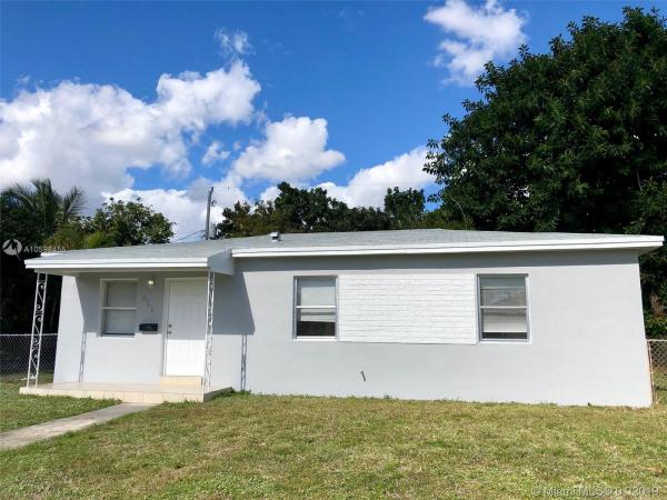 Norwood, 651 NW 194th Ter, Miami Gardens, Florida 33169, image 2
