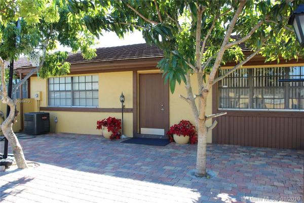 Walden Pond, 14714 SW 84th Ter #14714, Kendall West, Florida 33193, image 2