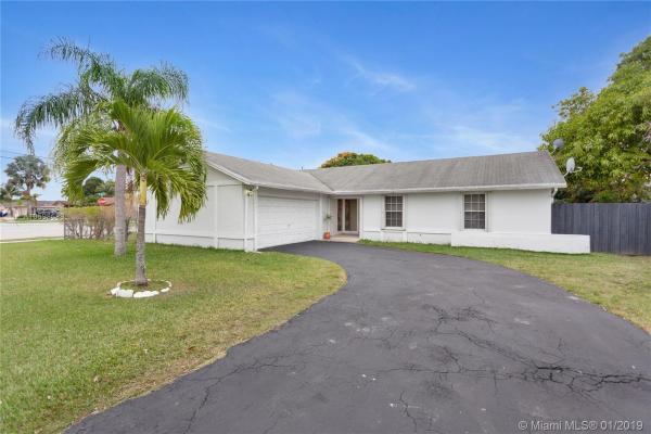 Lazarus On Richmond, 11206 SW 166th Ter, Palmetto Estates, Florida 33157, image 2