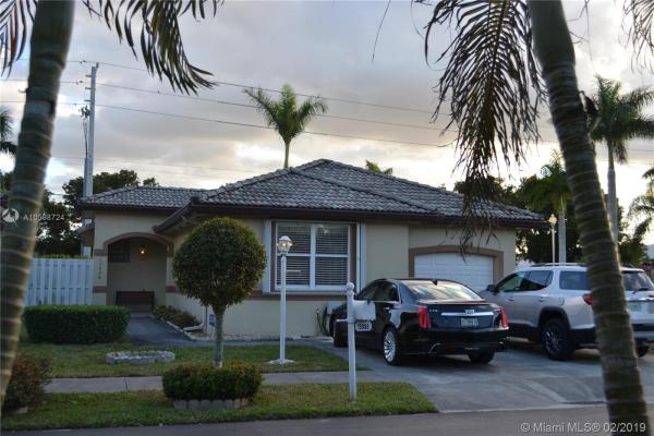 15998 SW 71st Ter, Unincorporated Dade County, Florida 33193, image 2