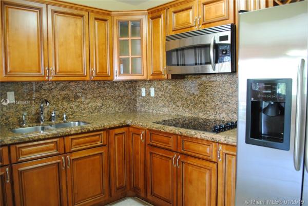 Playa Lago, 13230 SW 17th Ln #5-15, Tamiami, Florida 33175, image 2